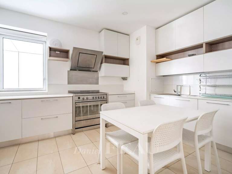 Appartement Paris 4e - 2 chambres - 88m²