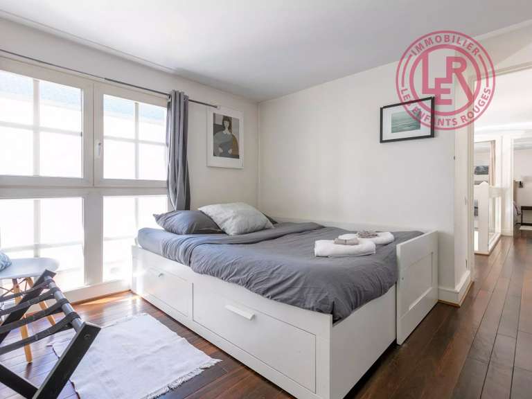 Appartement Paris 4e - 3 chambres - 75m²