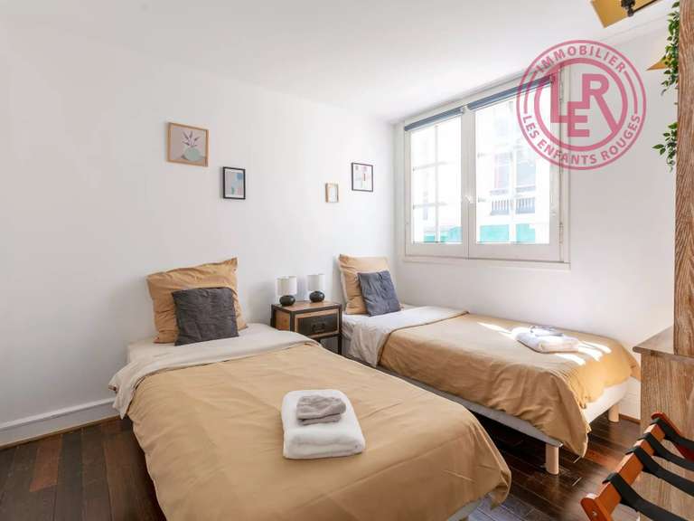 Appartement Paris 4e - 3 chambres - 75m²