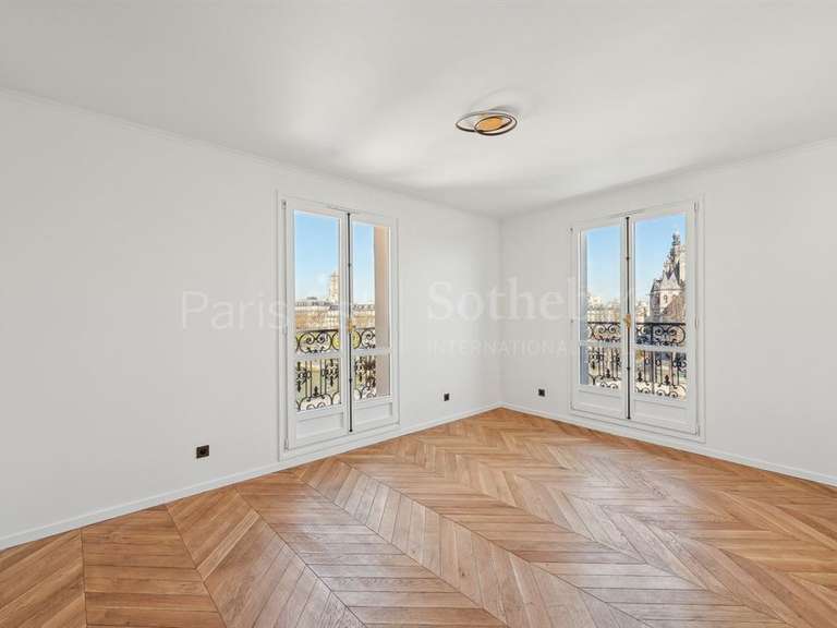 Appartement Paris 4e - 2 chambres - 140m²
