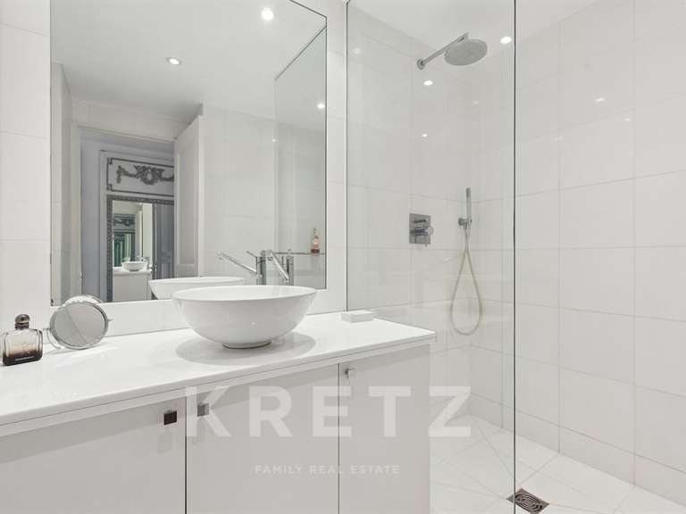 Appartement Paris 4e - 1 chambre - 65m²