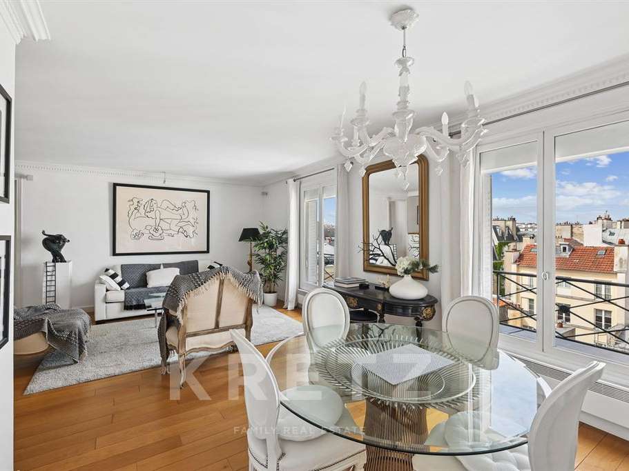 Apartment Paris 4e
