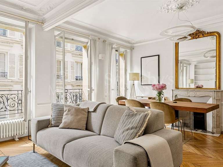 Appartement Paris 4e - 2 chambres - 70m²