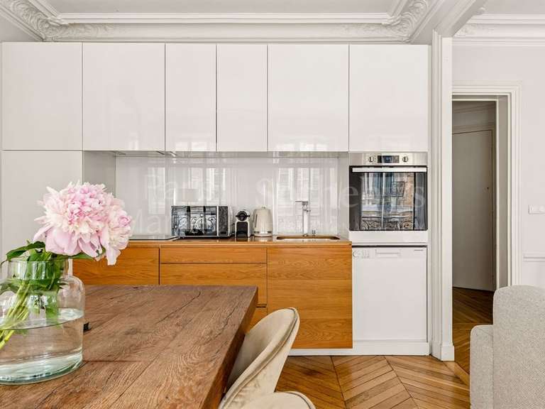 Appartement Paris 4e - 2 chambres - 70m²