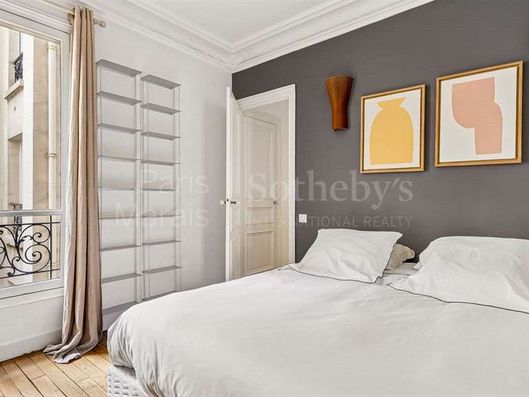 Appartement Paris 4e - 2 chambres - 70m²