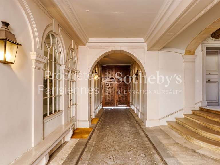 Appartement Paris 4e - 2 chambres - 69m²