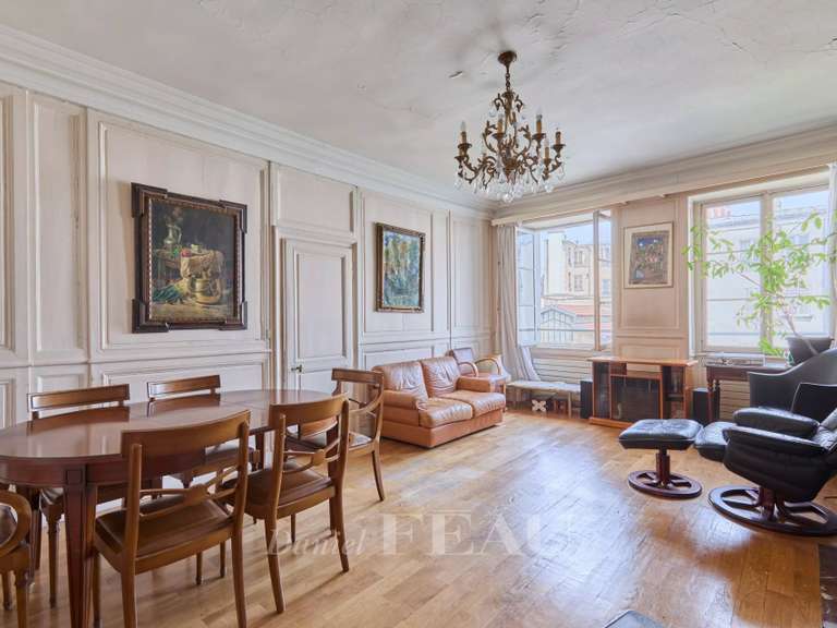 Appartement Paris 4e - 3 chambres - 121m²
