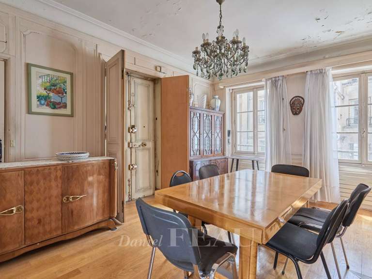 Appartement Paris 4e - 3 chambres - 121m²
