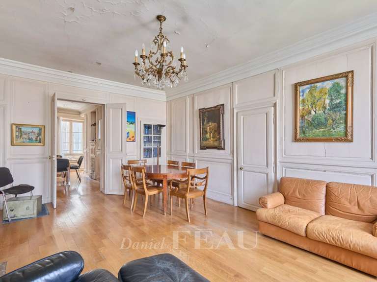 Appartement Paris 4e - 3 chambres - 121m²