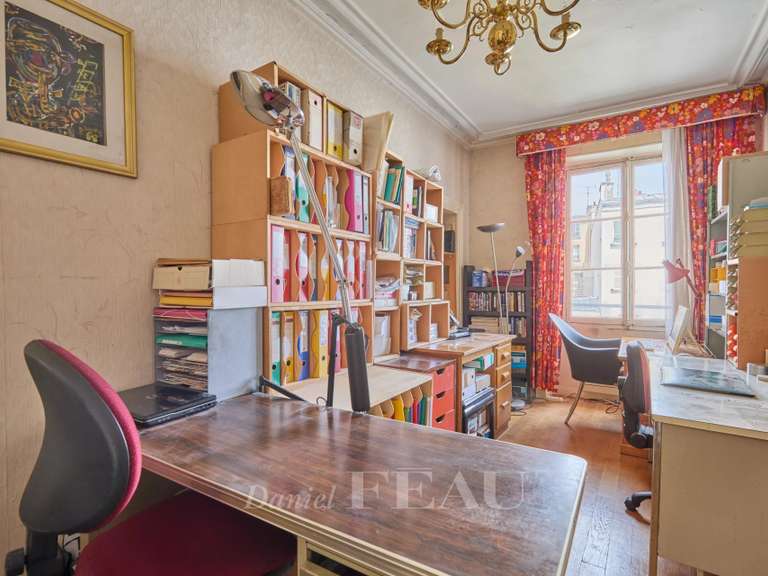 Appartement Paris 4e - 3 chambres - 121m²