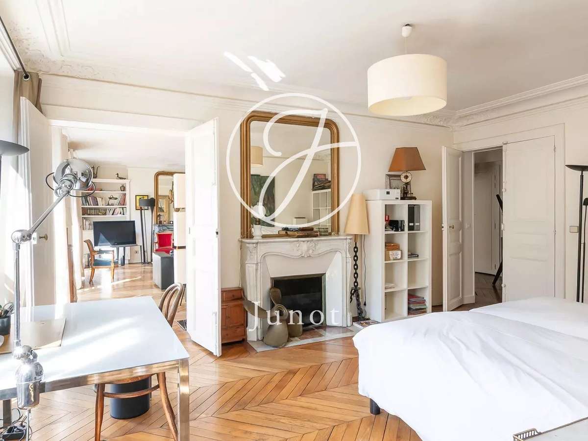 Apartment Paris 4e
