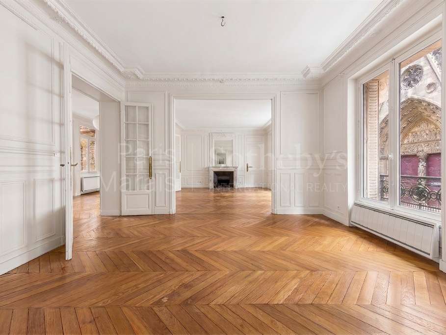 Apartment Paris 4e