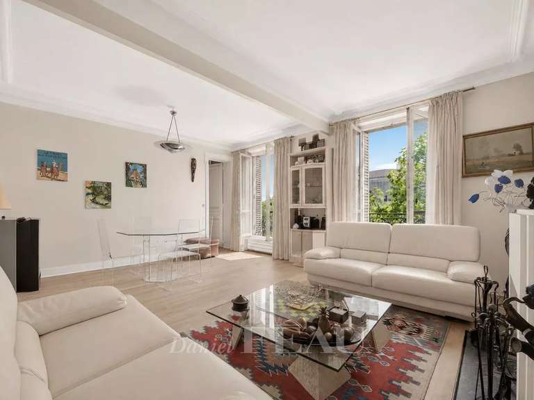 Appartement Paris 4e - 2 chambres - 70m²
