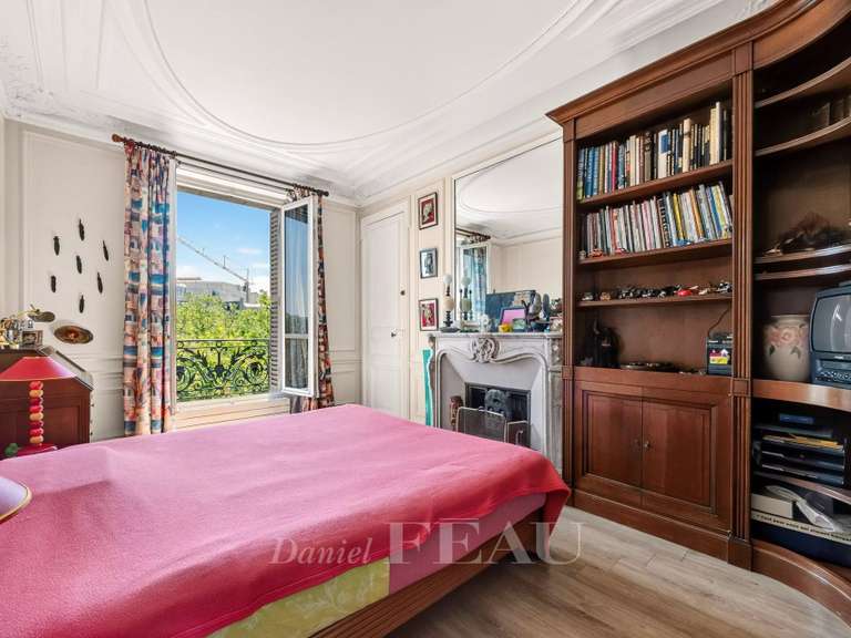 Appartement Paris 4e - 2 chambres - 70m²