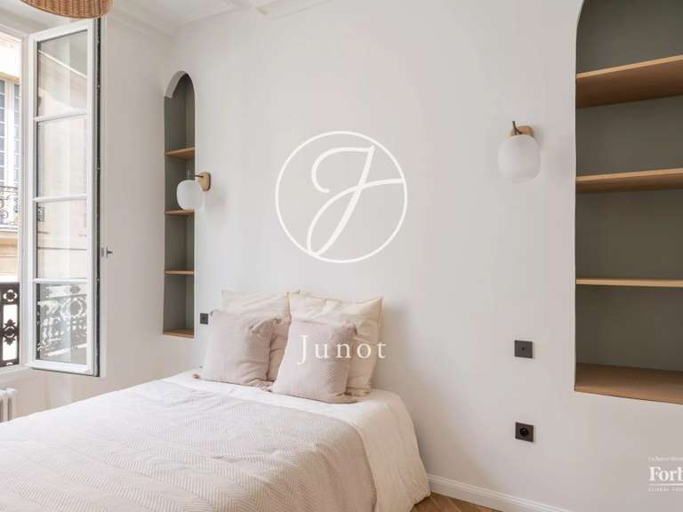 Appartement Paris 4e - 2 chambres - 80m²