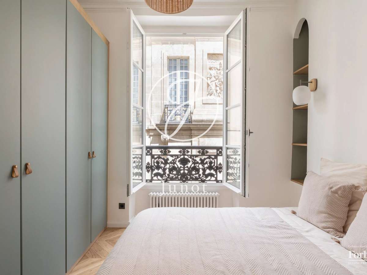 Apartment Paris 4e