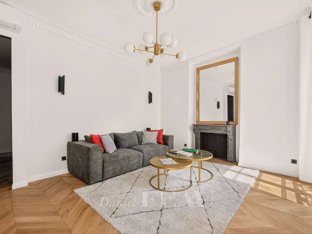 Apartment Paris 4e