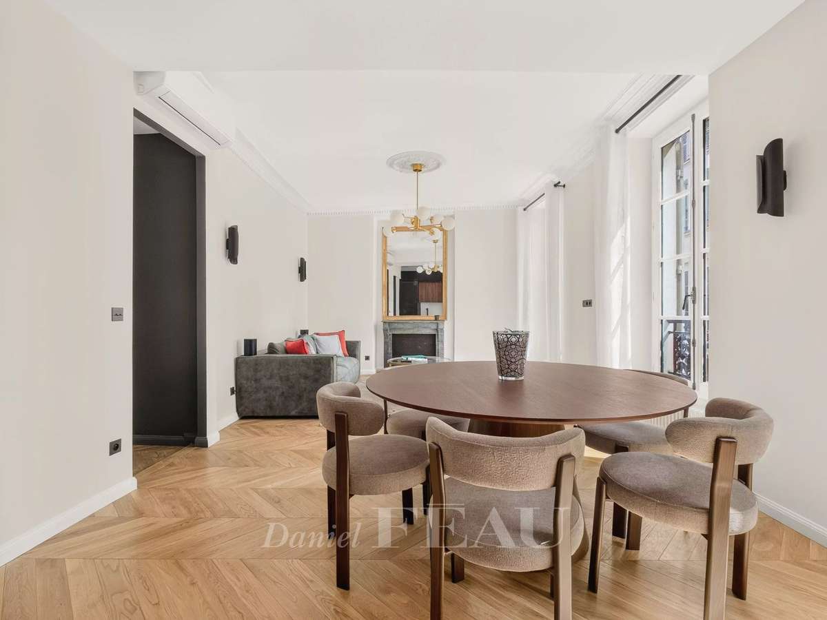 Apartment Paris 4e