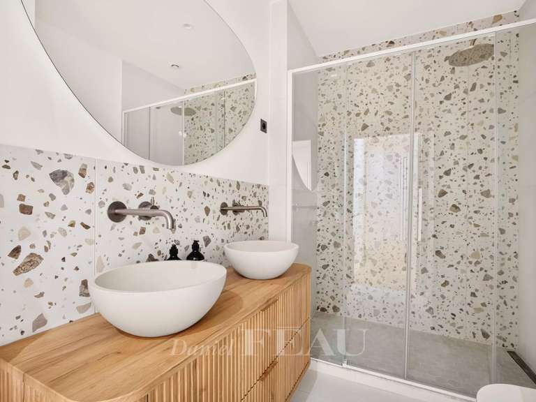 Appartement Paris 4e - 2 chambres - 80m²