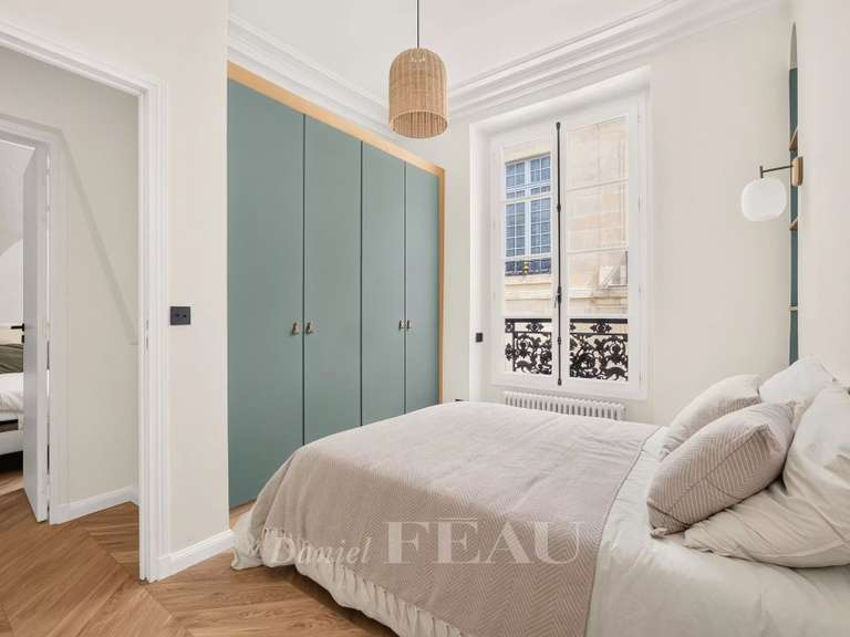 Appartement Paris 4e - 2 chambres - 80m²
