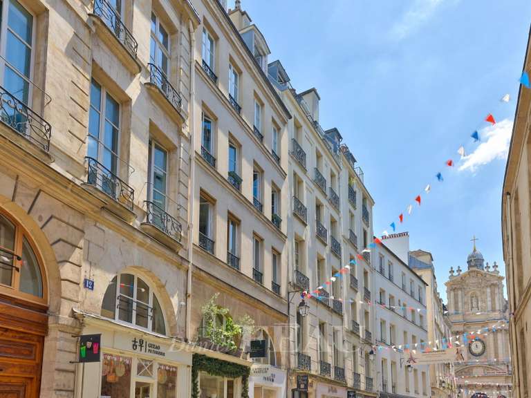 Appartement Paris 4e - 2 chambres - 68m²