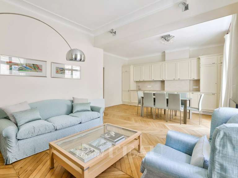 Appartement Paris 4e - 2 chambres - 68m²
