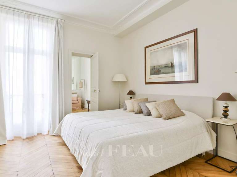 Appartement Paris 4e - 2 chambres - 68m²