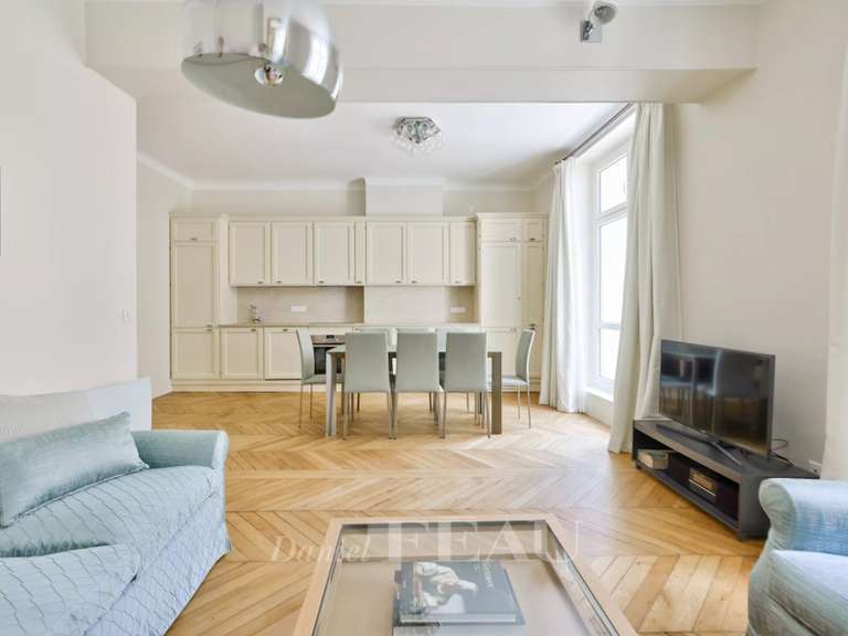Appartement Paris 4e - 2 chambres - 68m²