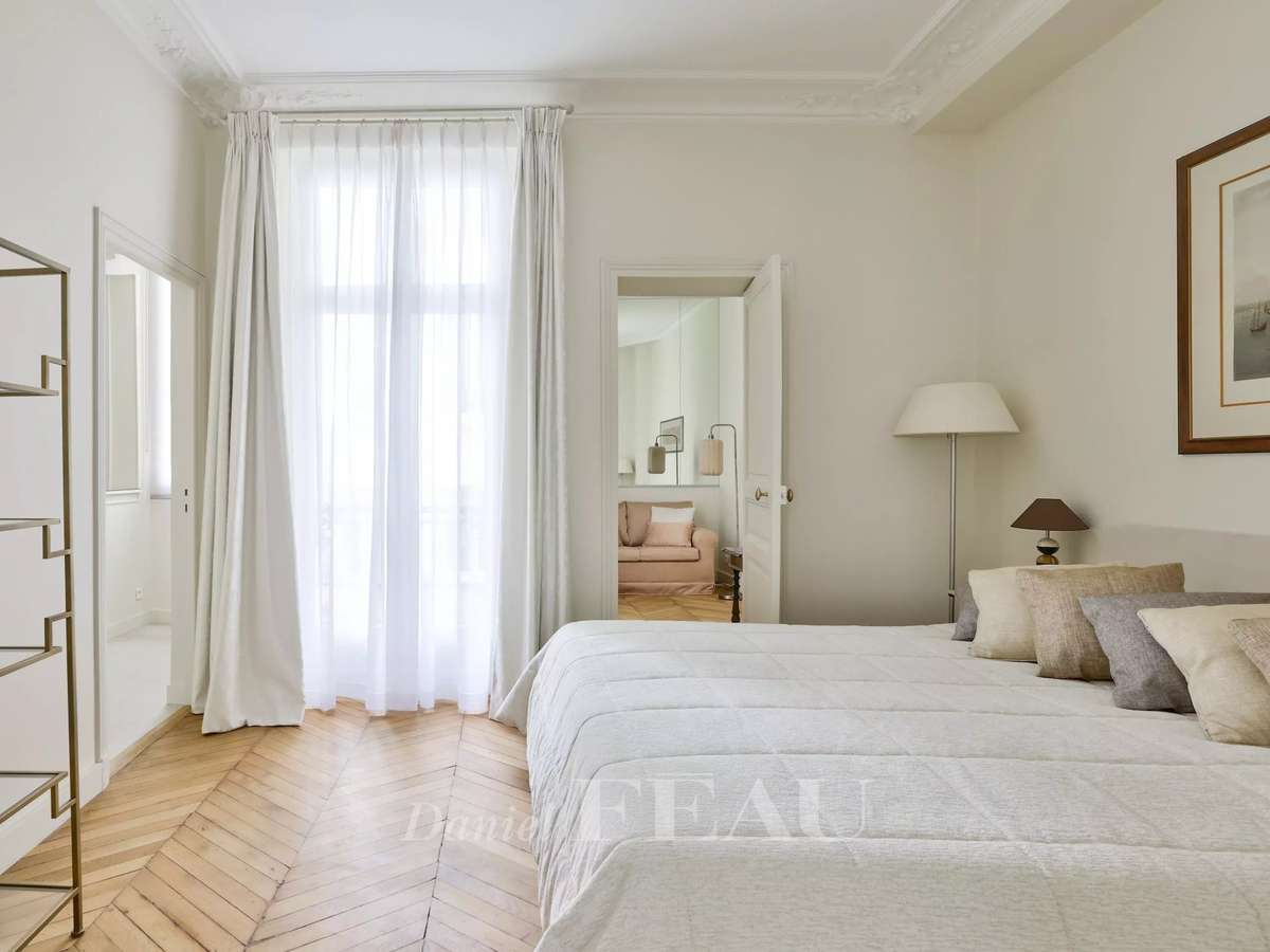 Apartment Paris 4e