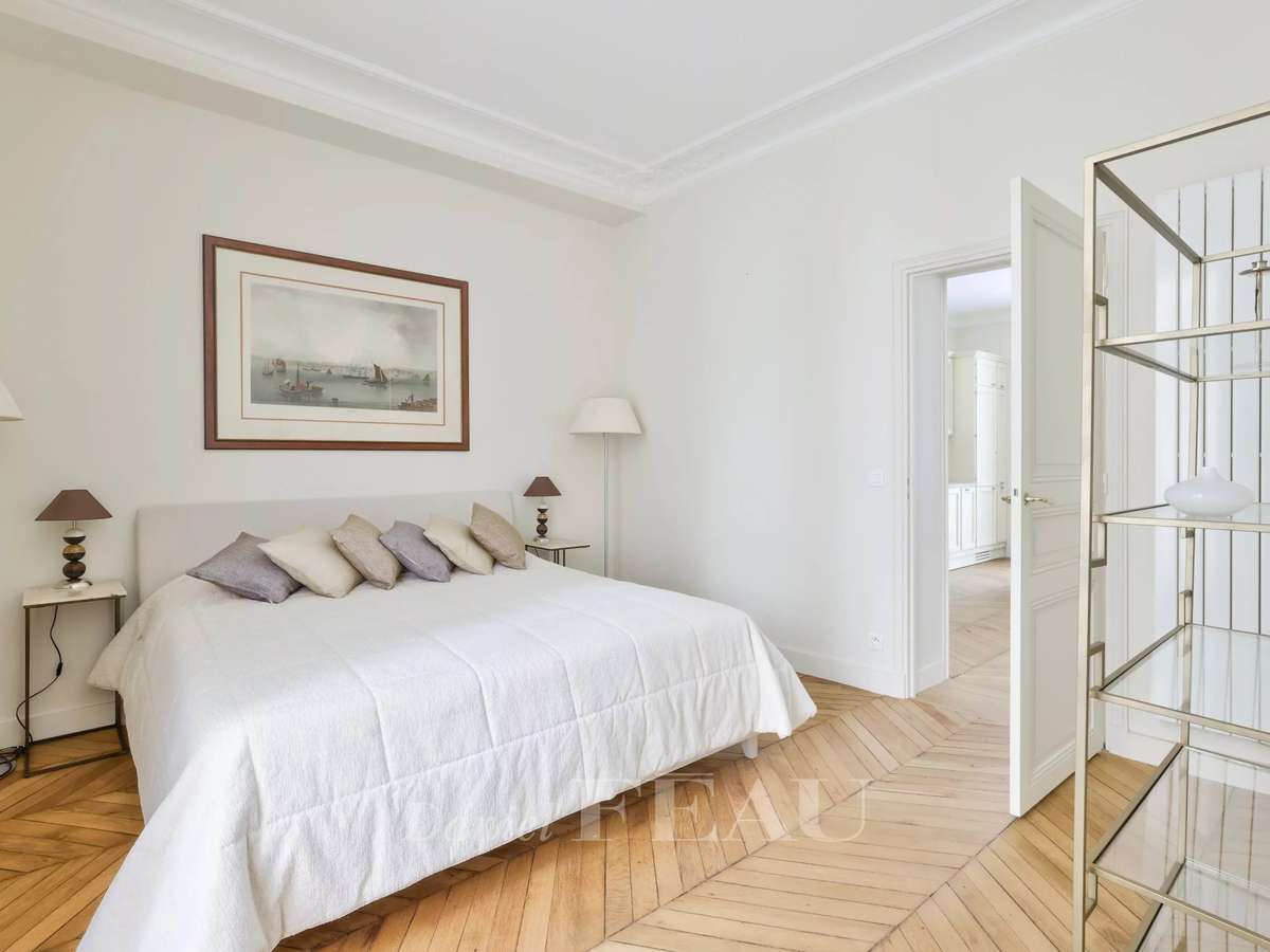 Apartment Paris 4e