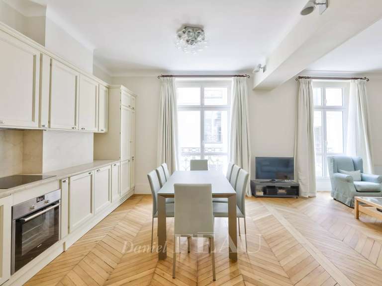 Appartement Paris 4e - 2 chambres - 68m²