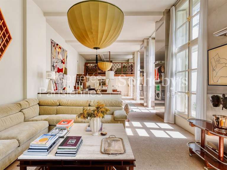 Appartement Paris 4e - 1 chambre - 161m²