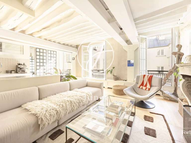 Appartement Paris 4e - 2 chambres - 105m²