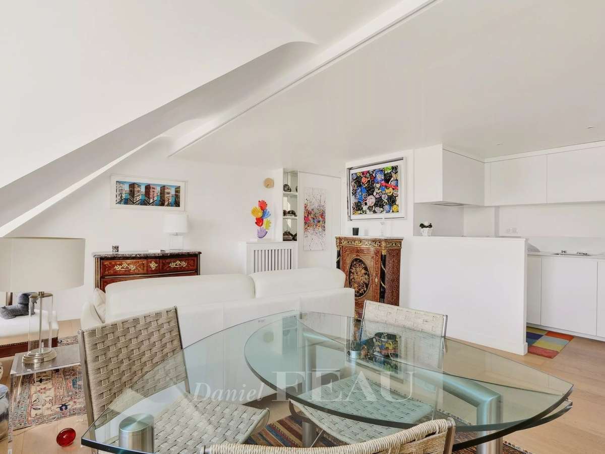 Apartment Paris 4e
