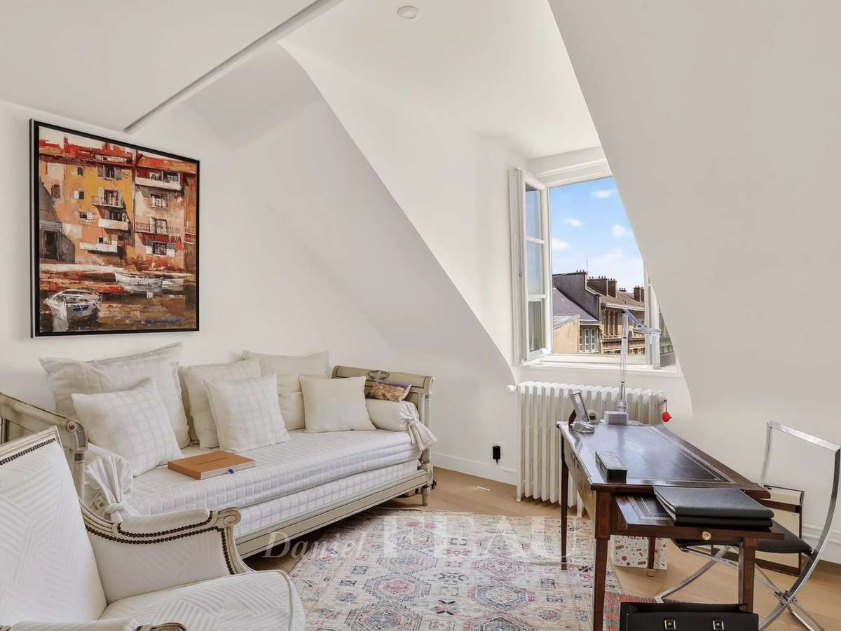 Apartment Paris 4e