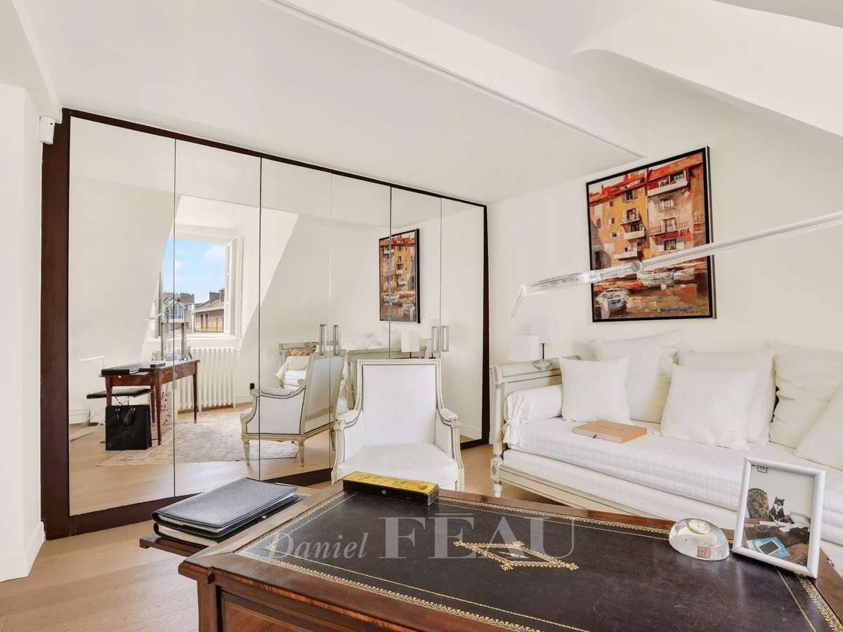 Apartment Paris 4e