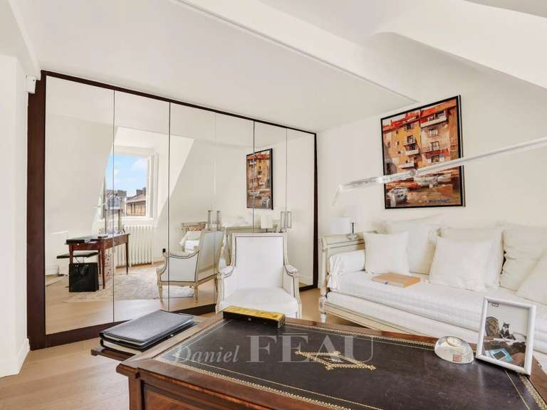 Appartement Paris 4e - 2 chambres - 70m²