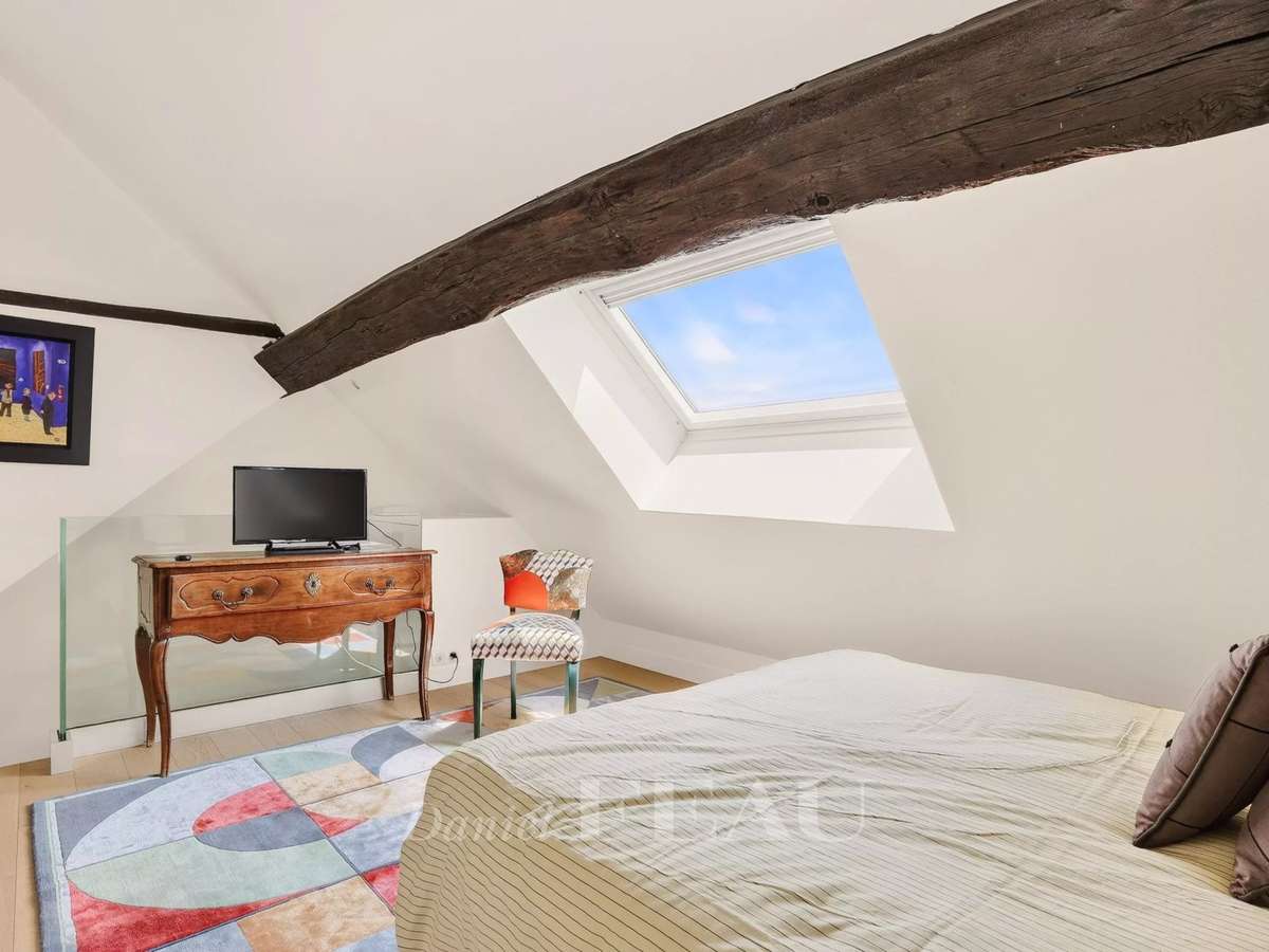 Apartment Paris 4e