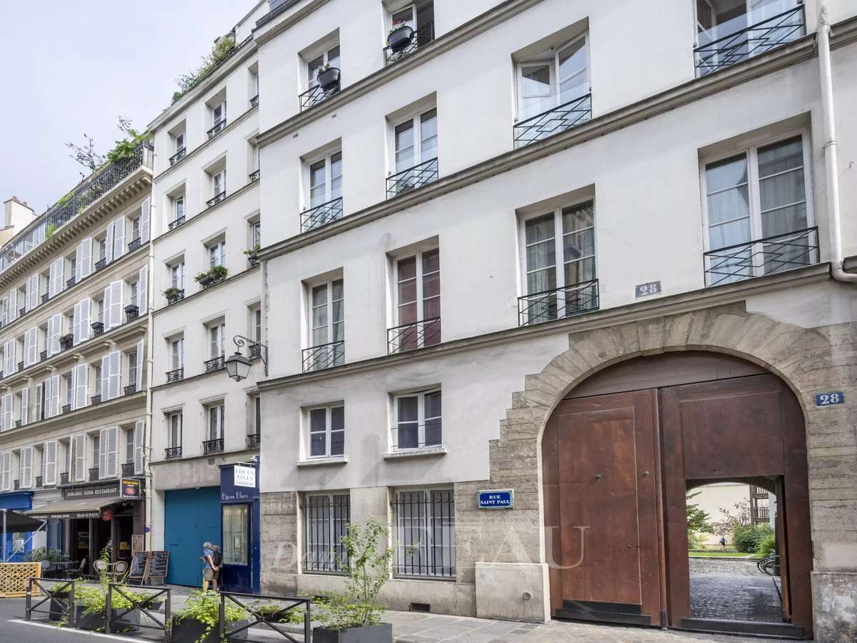 Apartment Paris 4e
