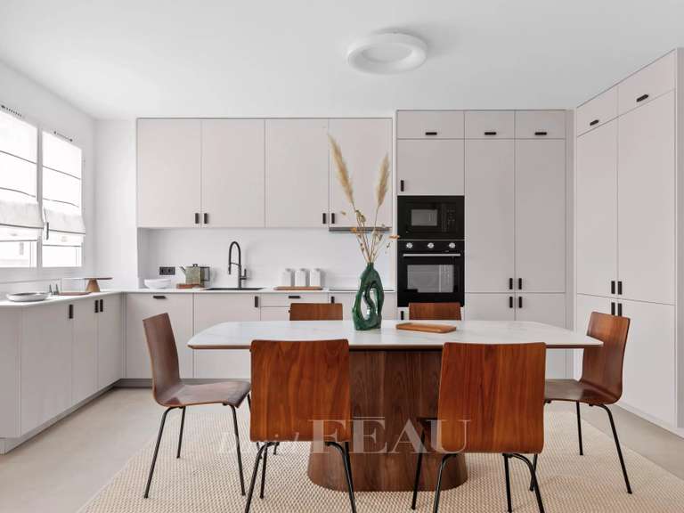 Appartement Paris 4e - 3 chambres - 134m²