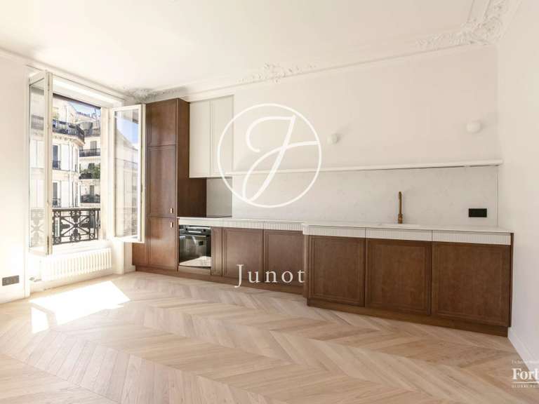 Appartement Paris 4e - 2 chambres - 91m²