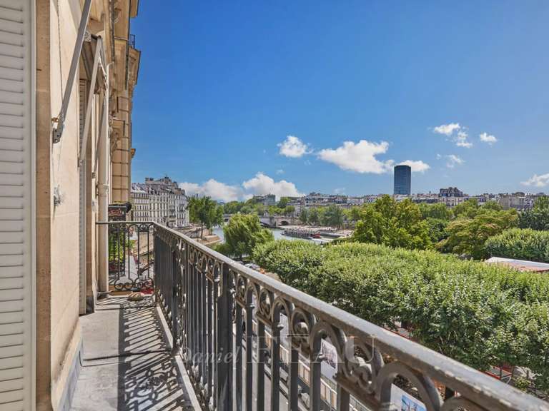 Appartement Paris 4e - 3 chambres - 89m²