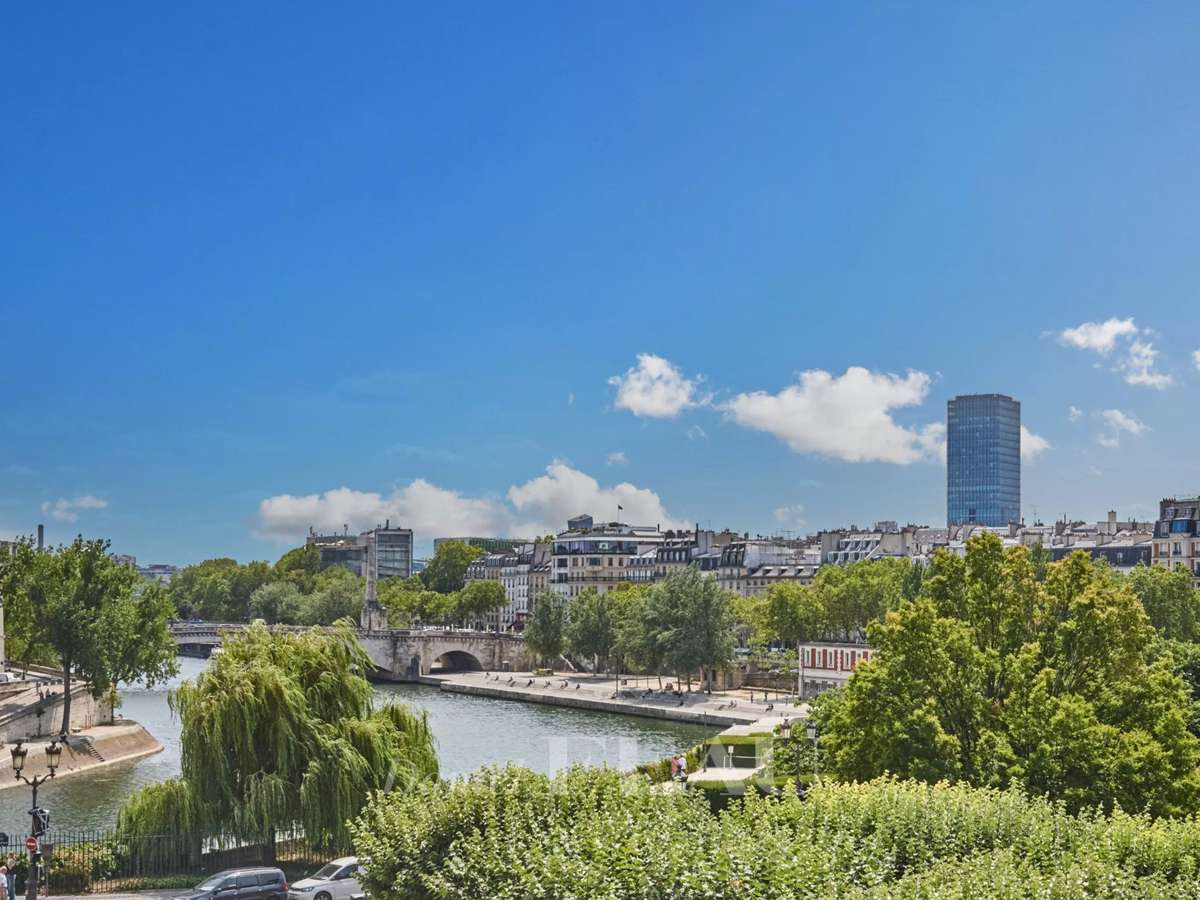 Appartement Paris 4e