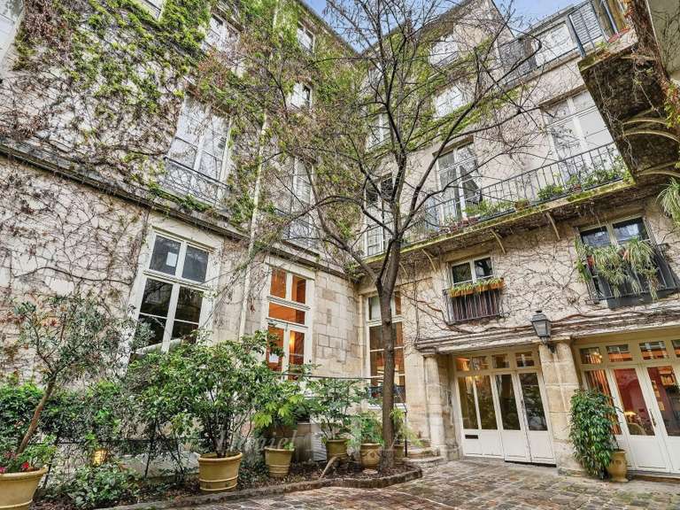 Appartement Paris 4e - 2 chambres - 53m²