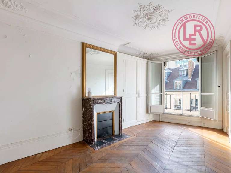 Appartement Paris 4e - 2 chambres - 72m²