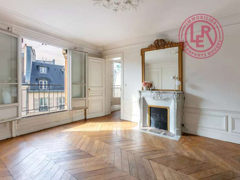 Appartement Paris 4e - 2 chambres - 72m²