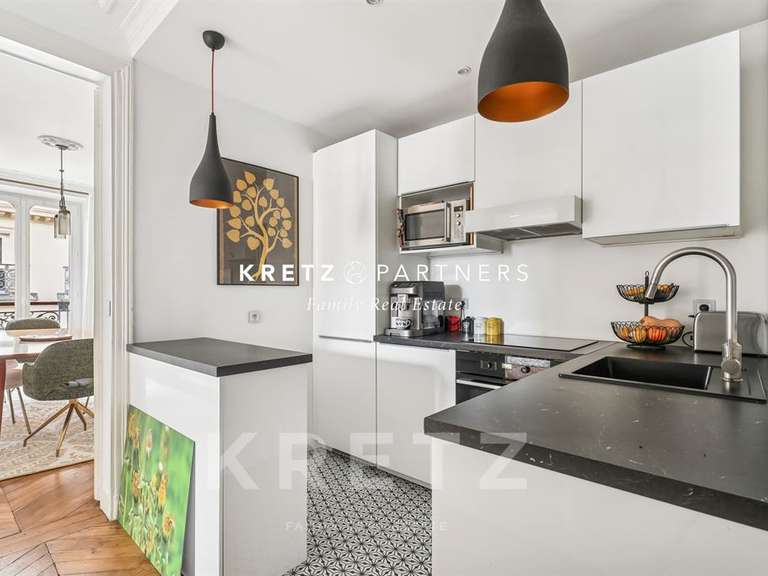 Appartement Paris 4e - 1 chambre - 80m²