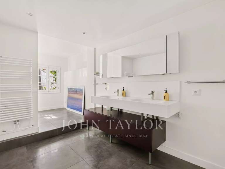 Appartement Paris 4e - 5 chambres - 288m²