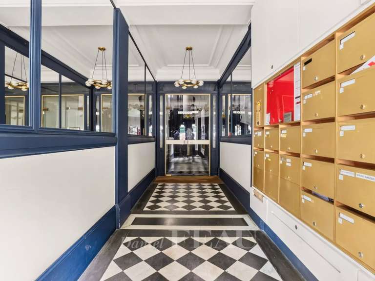 Appartement Paris 4e - 2 chambres - 91m²