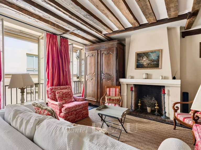 Appartement Paris 4e - 1 chambre - 65m²